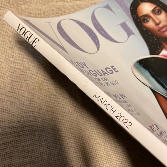Vogue March 2022 Kim Kardashian Magazine Chanel Tiffany Louis Vuitton Fashion - Picture 4 of 9